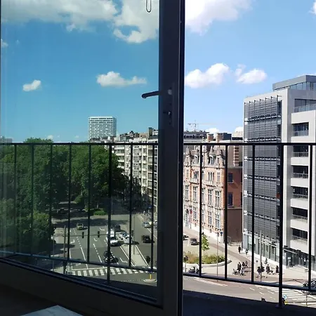 Apartment Cityview At Park Side, Antwerp, Free Indoor Parking